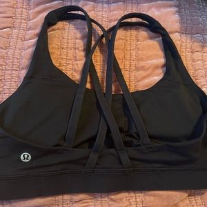 Lululemon sports bra
